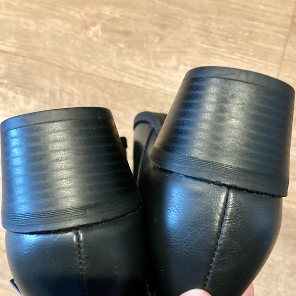 NWOT Classic Black Ankle Boots SZ 10 - Picture 14 of 16